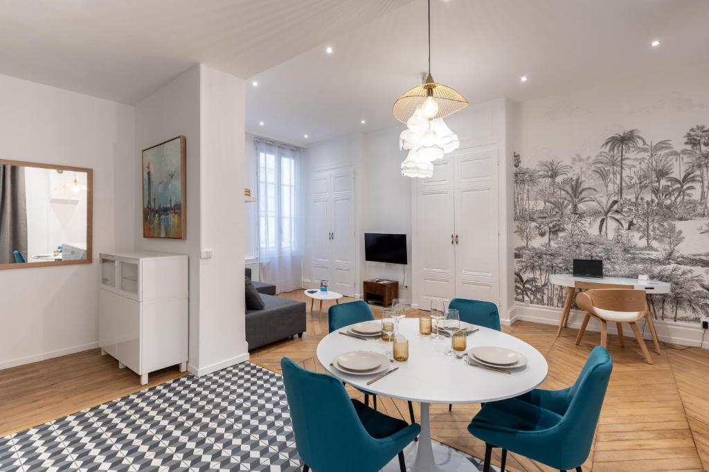 Aveiro Home