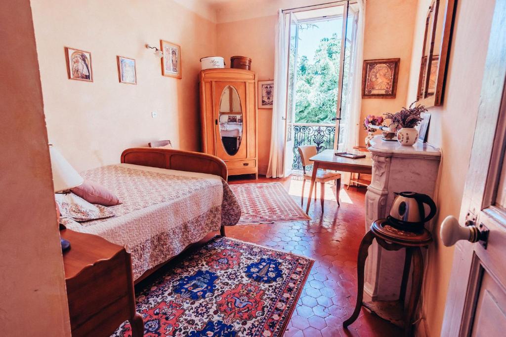 Maison d'hôtes B&B en Provence- Villa Saint Marc 5 Avenue des Lavandes 04300 Forcalquier