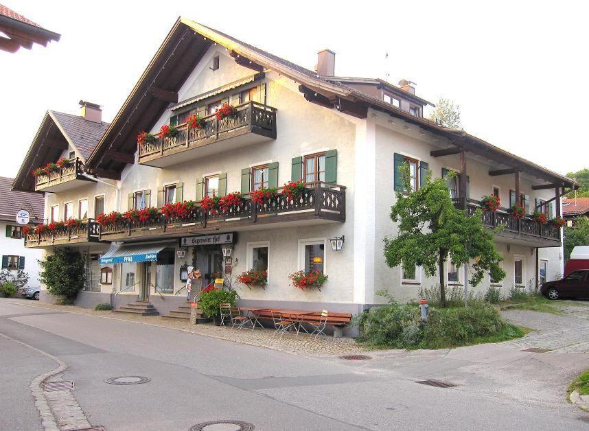 Bayersoier Hof Dorfstr.35, 82435 Bad Bayersoien