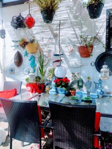 Beach House Babylon guest house with kitchenette and garden