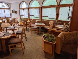 Cafe-Bäckerei-Pension Weigl