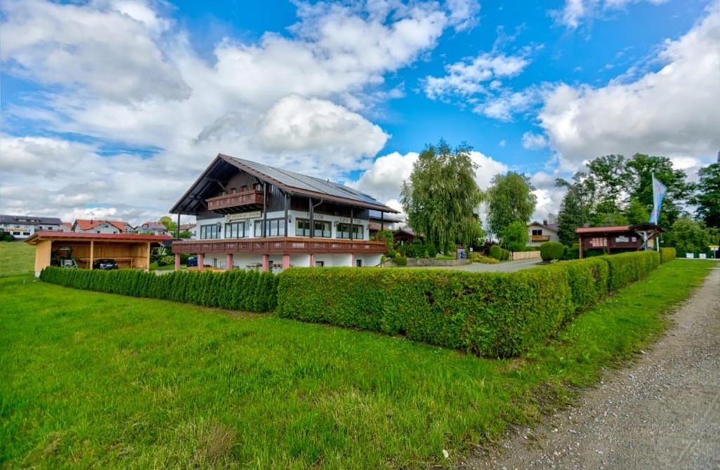 Cafe zum Toni 1 Fattendorf, 94136 Thyrnau