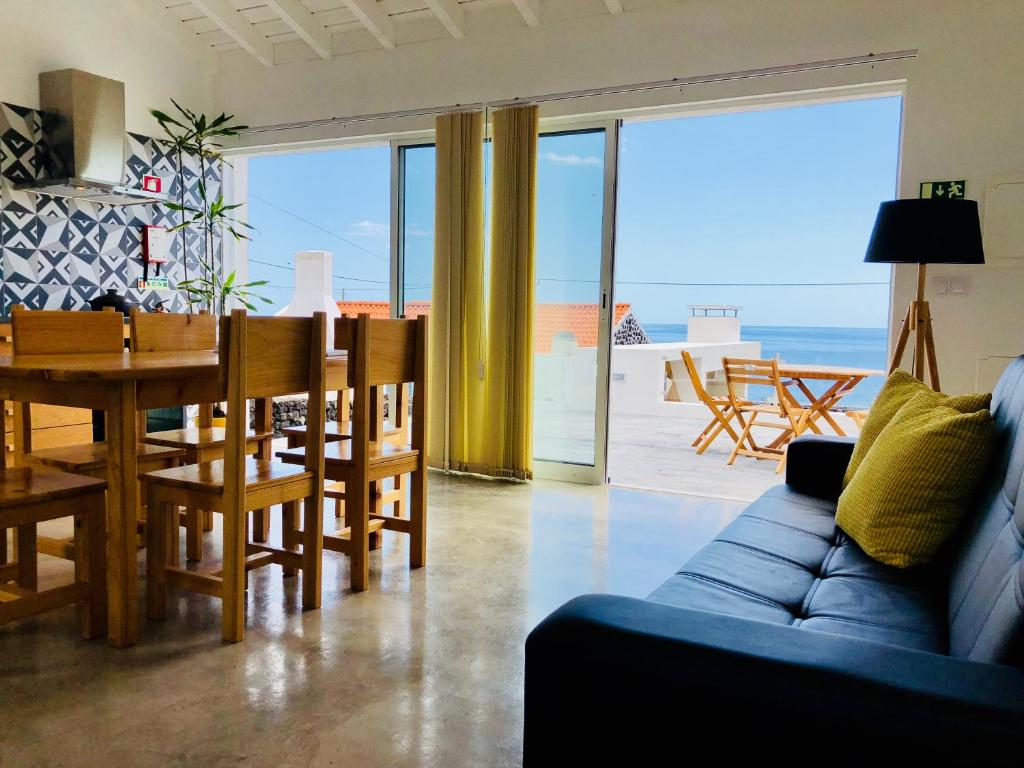 Casa da Rocha Rua do Porto das Baixas S/N Terra do Pao - Sao Caetano, 9950-451 Terra do Pão