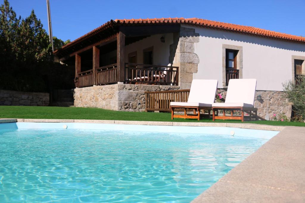 Casa Dona Urraca Rua da Urraca, 5140-283 Vilarinho da Castanheira