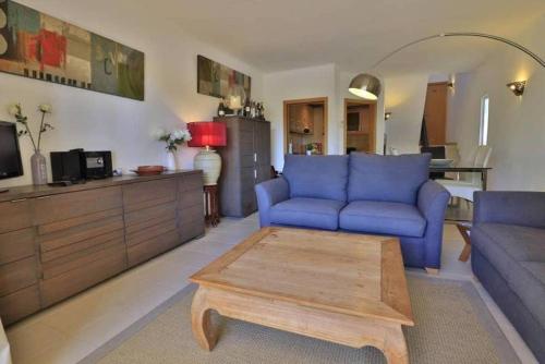 Casa Vale Do Lobo 832A - Charming Townhouse AC few minutes walk from Beach Praca