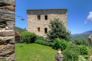 Maison d'hôtes Castellu d'Orezza lieu dit U Castello 20229 Carcheto Corse