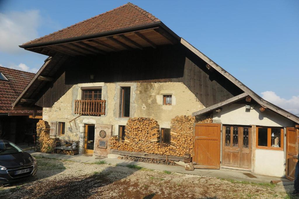 Chalet Alpin 38 chemin des jacquiers, 73100 saint-Offenge, 73100 Saint-Offenge-Dessus