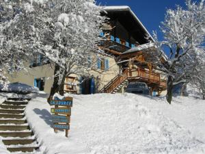 Maison d'hôtes Chalet la Source Chef lieu 73590 Saint-Nicolas-la-Chapelle Rhône-Alpes