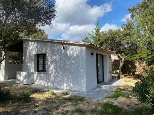 Maison d'hôtes Chambre à louer 2208 Chemin de Cuges 83740 La Cadiere d\'Azur Provence-Alpes-Côte d\'Azur