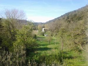 Chambre à Ponderach, dans un domaine du 17è siècle en pleine nature