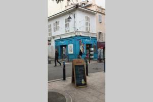 Chambre au cœur de Marseille centre « le panier »