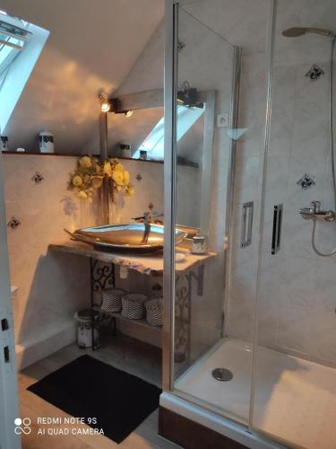 chambre au mont scolan