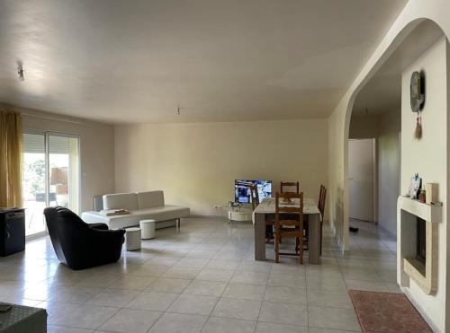 Chambre au pied de Lascaux