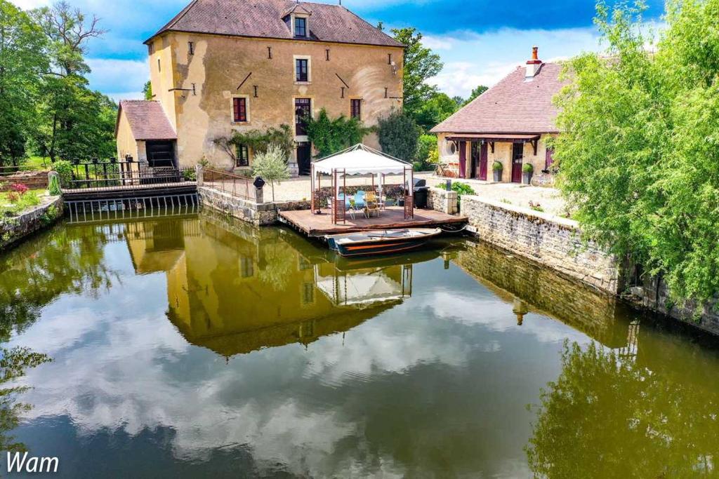 Maison d'hôtes Chambre Coton au Moulin de gâteau 289 Moulin de Gâteau 18210 Saint-Pierre-les-Étieux