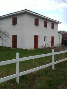 Maison d'hôtes Chambre d'hotes ronquer 8 bis chemin de l'estain 33480 Avensan Aquitaine