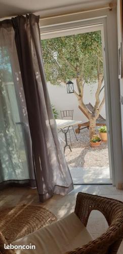 chambre indépendante avec jardin privatif
