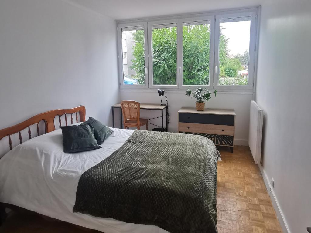 Chambre Nature - Tout confort près de Saint Marceau 39 Rue des Anguignis, 45650 Saint-Jean-le-Blanc