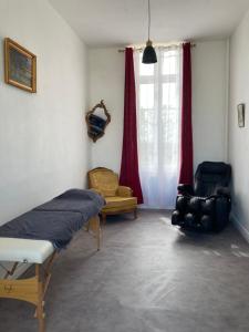 chambre romantique dans le château de la Bouchatte
