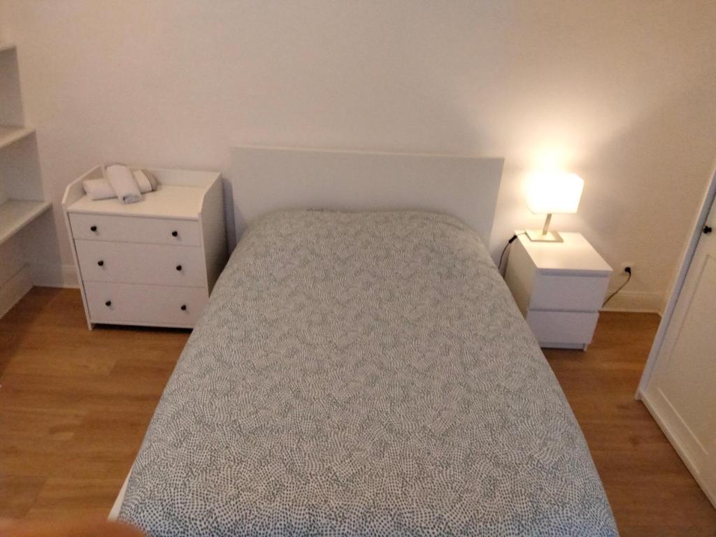 Chambre tout confort cosy Ch2 17 Rue Antoine Lécuyer, 02100 Saint-Quentin