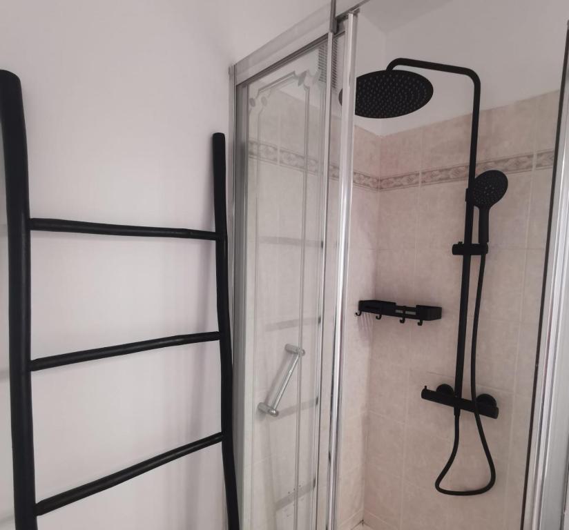 Chambre Voyage tout confort pres de saint Marceau 39 Rue des Anguignis, 45650 Saint-Jean-le-Blanc