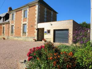 Maison d'hôtes Chambres d'hôtes La Mare aux Saules 1 Rue de la Couarde 76110 Sausseuzemare-en-Caux Normandie