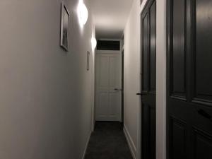 Chambres individuelles avec partie commune ou logement entier si disponible Via Rhôna