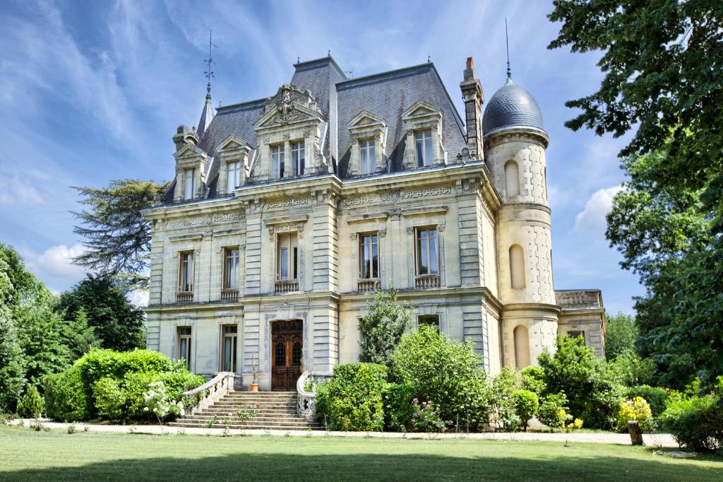 Maison d'hôtes Château de Camperos 1 lieu-dit Camperos 33720 Barsac