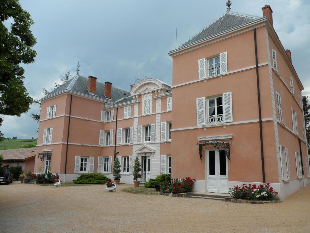 Chateau de la Chapelle des Bois Lieu dit La Chapelle des Bois, 69820 Fleurie