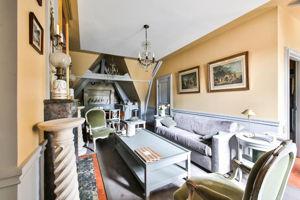 Château de Ré 37350 Le Petit-Pressigny