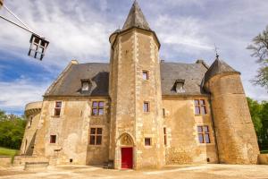 Maison d'hôtes Château de Vieux Moulin 1 Vieux Moulin 58150 Vielmanay -1