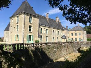 Maison d'hôtes Château des Feugerets Château des Feugerets 61130 Bellême Normandie