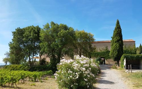 Château La Villatade