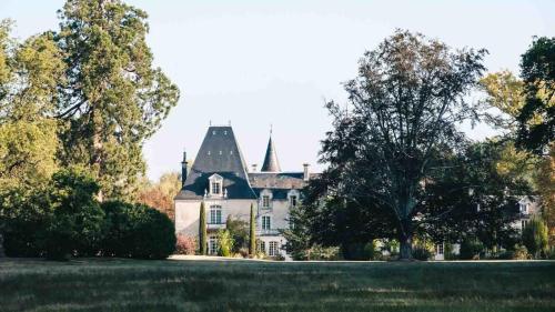 Chateau Le Mas de Montet