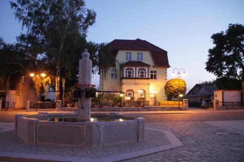 Chau-Asiatisches-Restaurant und Pension
