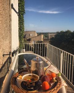 Maison d'hôtes Chez artistes 12 Rue du Commerce 34290 Servian Languedoc-Roussillon