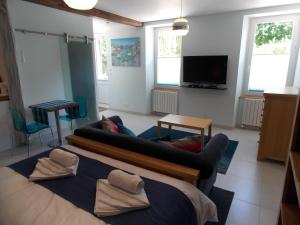 Chez Jousseaume Chambre d'Hôtes et Gites