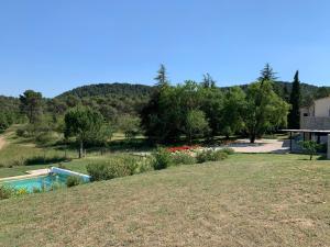 Maison d'hôtes Chut ! c'est ici Chemin du gros collet Les Geines 13770 Venelles Provence-Alpes-Côte d\'Azur