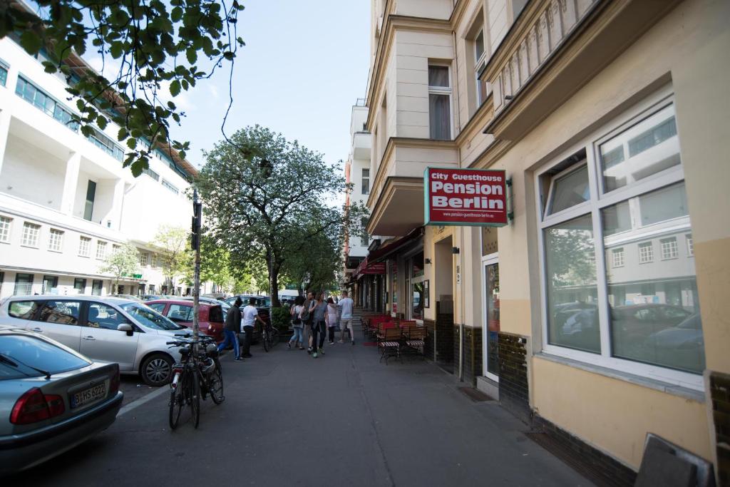 City Guesthouse Pension Berlin Gleimstr. 24, 10437 Berlin