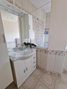 Comfortable room 4 minutes walk to Basel