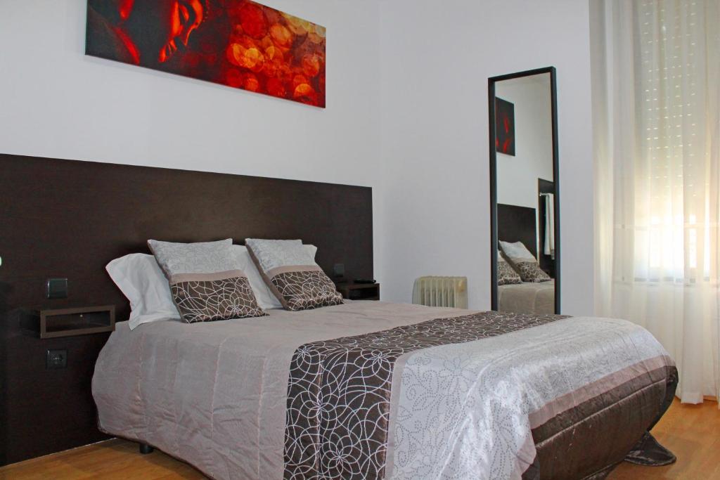 D. Duarte I Avenida Rodrigues de Freitas 89, 4000-420 Porto