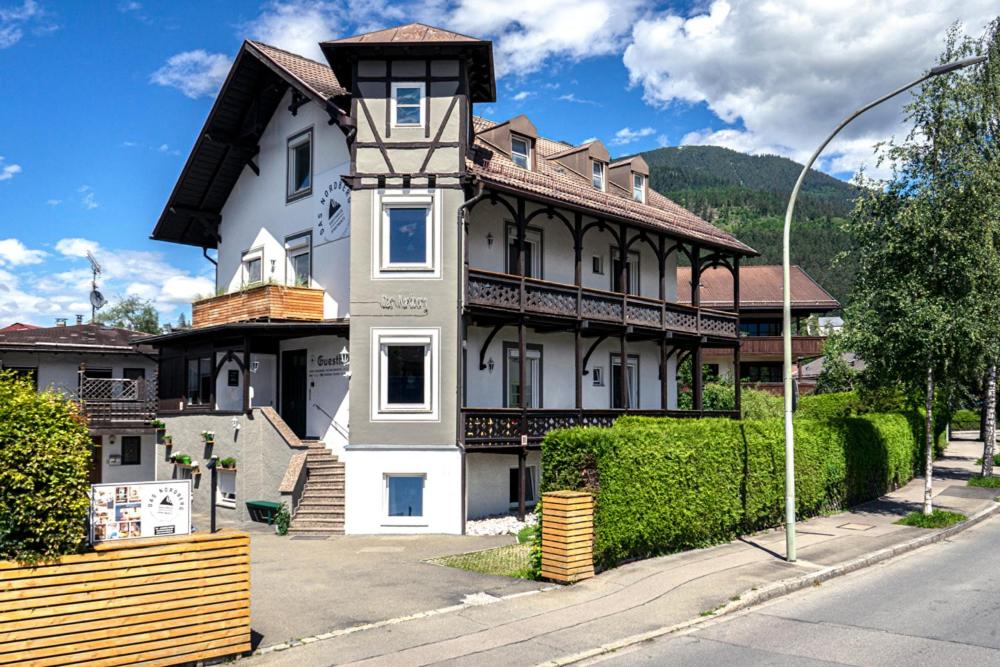 Maison d'hôtes Das Nordberg Guesthouse Hindenburgstr. 20 82467 Garmisch-Partenkirchen