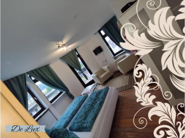 Maison d'hôtes De Lux Gästehaus Völklingen 2 Hohenzollernstraße 66333 Völklingen