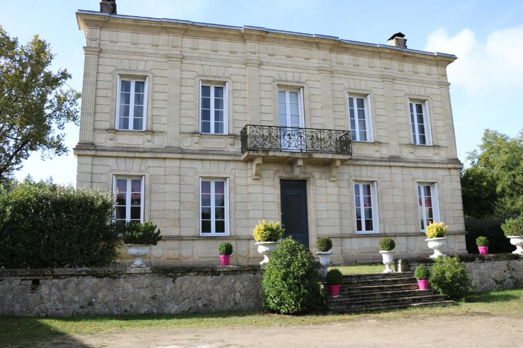 Maison d'hôtes Domaine de la Hure 10 avenue du Général Leclerc 33113 Saint-Symphorien