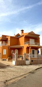 Maison d'hôtes Dona Ana Guesthouse Rua Doutor Alberto Iria Lote 19 8600-513 Lagos Algarve