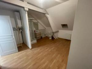 Maison d'hôtes Duplex à Noyon 10 Rue de Lille 60400 Noyon Picardie