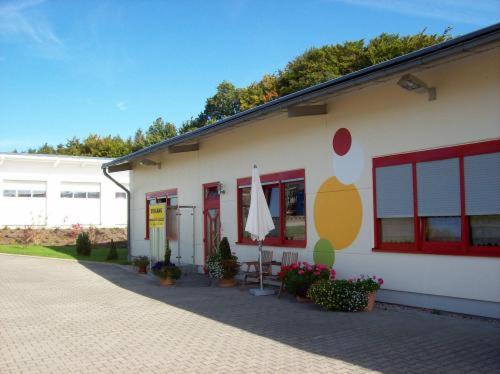 Econo Motel Goelzer Im Schiffels 1, 55491 Büchenbeuren