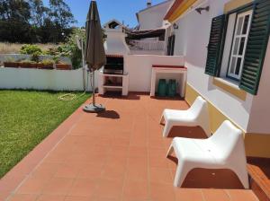 Maison d'hôtes Ergobeach House Av Nossa Sra dos Navegantes Nr. 13 A 7630-017 Almograve Alentejo