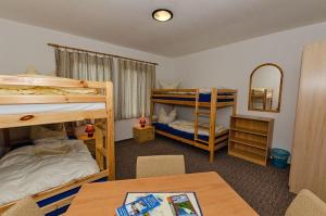 Familienzimmer mit Gemeinschaftsbad