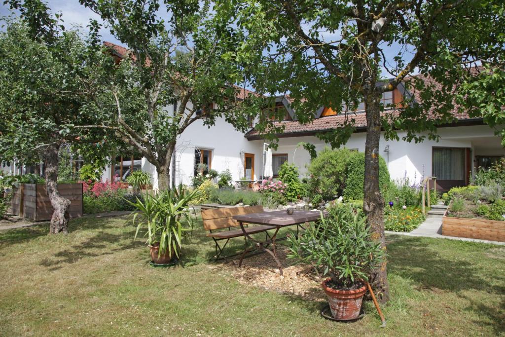 Ferienappartement Eninger Am Breitenstein 29, 88373 Fleischwangen