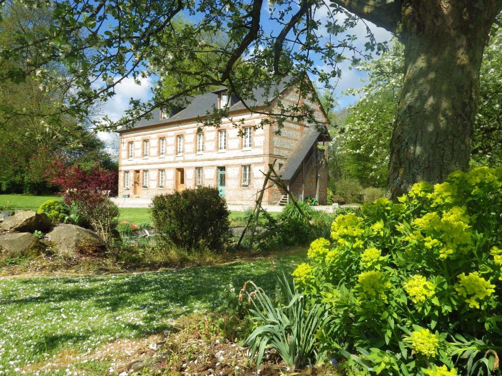 Maison d'hôtes Ferme Clatot 108 RUE LA MARE AU LEU 76430 Les Trois Pierres